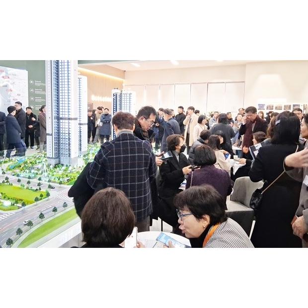 ‘영종하늘도시 대라수 어썸’ 견본주택 오픈~40층 스카이라인에 실수요자 관심 집중
